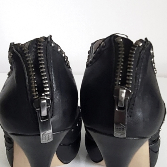 Vince Camuto Caged Studded Punk Platform Heel Ankle Boots "Mabels" Size 36 - Picture 6 of 16